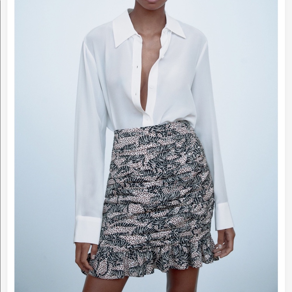 Zara cheetah printed ruffle mid skirt S